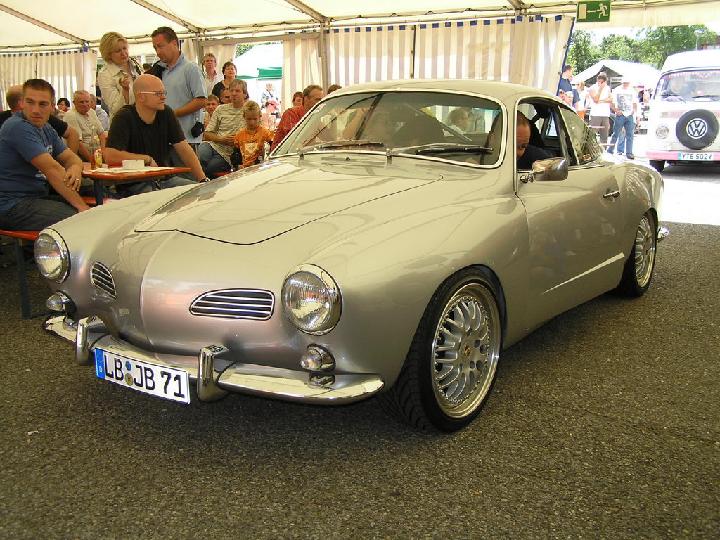 Karmann_Ghia_mit_Besitzer